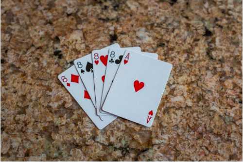 How Altcoins Are Changing The Online Gambling Industry 