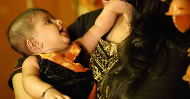 How I Controlled My Postpartum Hair Loss