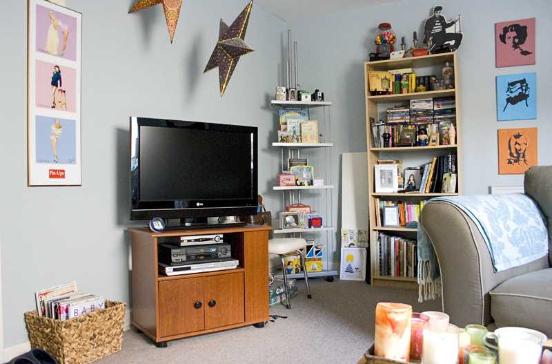 How Renting Furniture Makes Decorating Home A Merry Affair