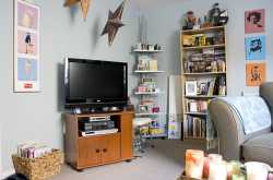 How Renting Furniture Makes Decorating Home a Merry Affair