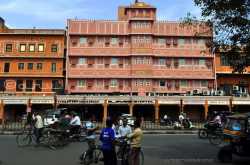 How To Do An Amazing Self Guided Walking Tour in Jaipur?