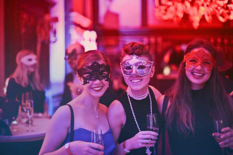 How To Dress For A Masquerade Ball | Shaandaar Jenie Blog