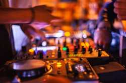 How To Improve The Education Process Through Modern Technologies?