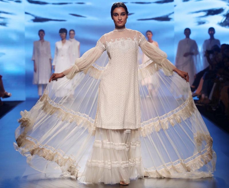 How To Look Stunning In White For A Summer Wedding