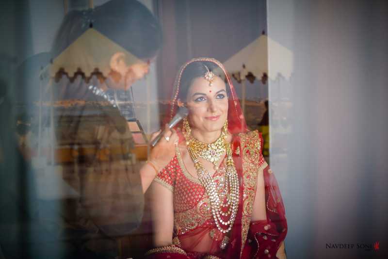 How To Make Most Of Your Candid Wedding Photographer