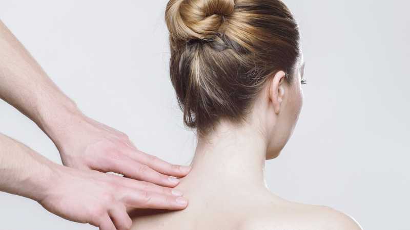 How To Relieve Tight Muscles With Massage - How2db.com
