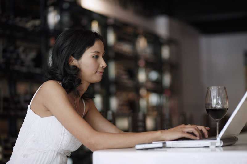 How To Start A Lifestyle Blog That Makes Money (Step-By-Step Guide)