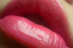 How To Wear A Perfect Lip Makeup