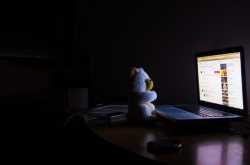 How to Be Safe online on The Internet? - TeenAtHeart