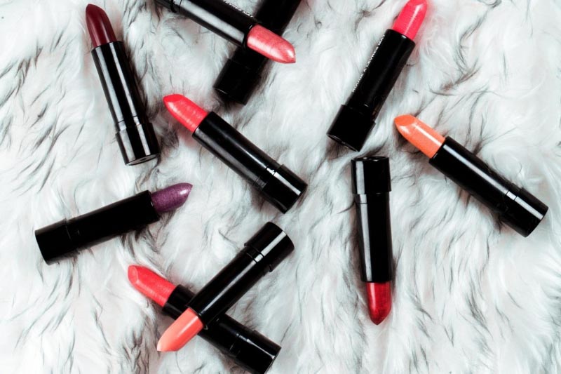How To Choose The Right Lipstick For Your Skin Tone