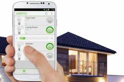 How to Manage Your Home With a Smartphone