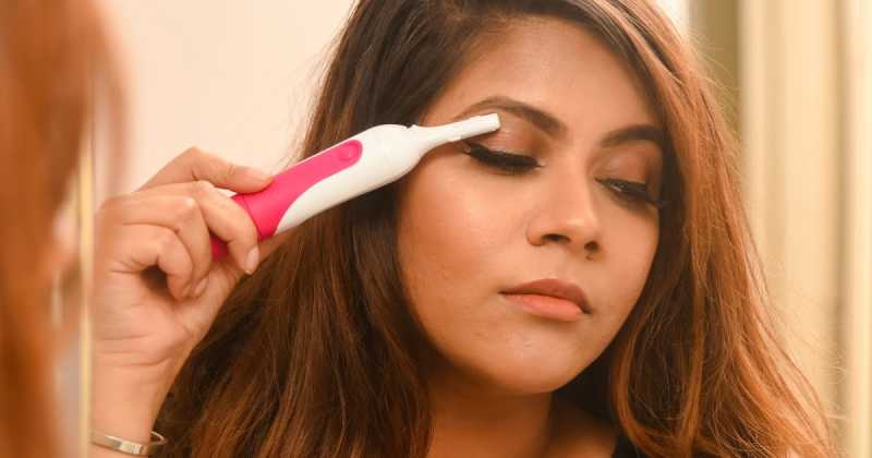 How To Remove Facial Hair- Veet Sensitive Touch Expert