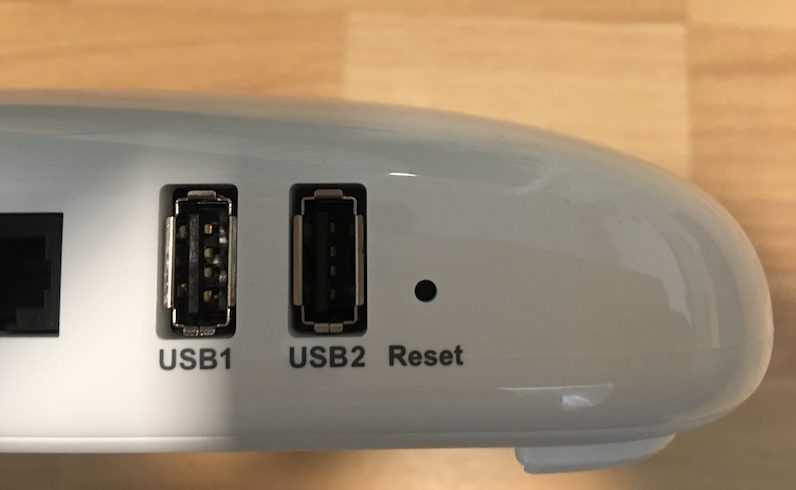 How To Reset Wi-Fi Router To Default Factory Settings - Tech Maniya