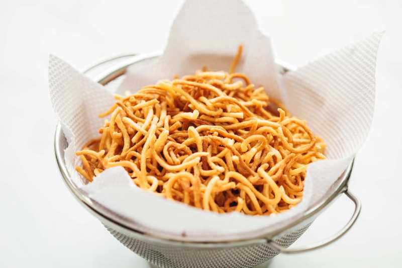 How To Make Crispy Fried Noodles