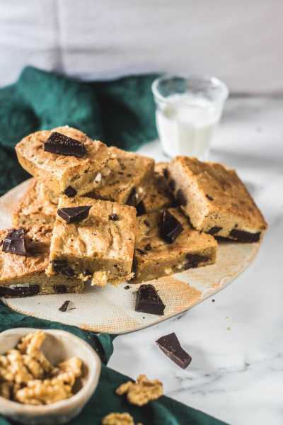 How To Make The Best Blondies - The Cupcake Confession