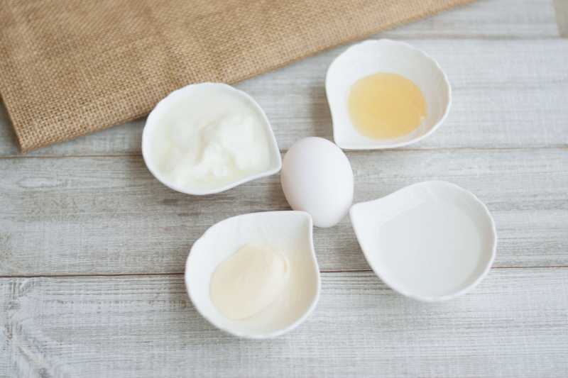 How To Stop Hair Fall And Dandruff With A DIY Protein Pack - Thatneongirl