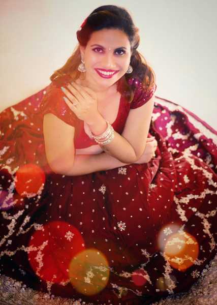 How To Use Old Saree In A New Way! Making A Lehenga Out Of An Old Saree - DIY Ways!