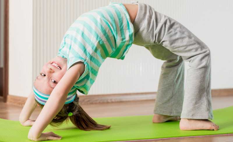 How Yoga Helps Kids Make Healthier Diet Choices - Moms Methods
