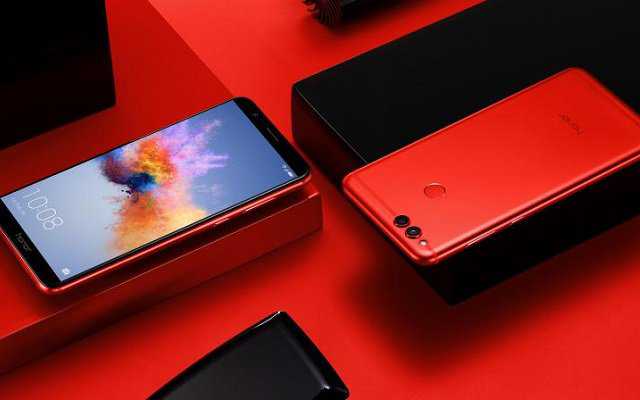 Huawei Launches Red Honor 7X Internationally