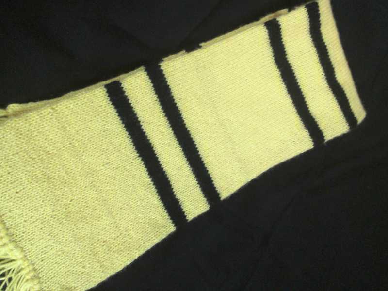 Hufflepuff Scarf - In The Round