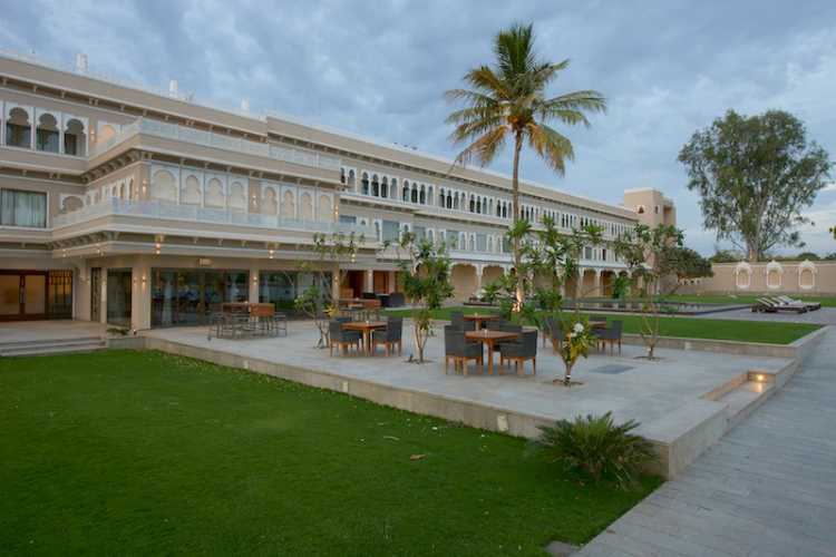 HugeDomains.com - PatternInChaos.com Is For Sale (Pattern In Chaos)