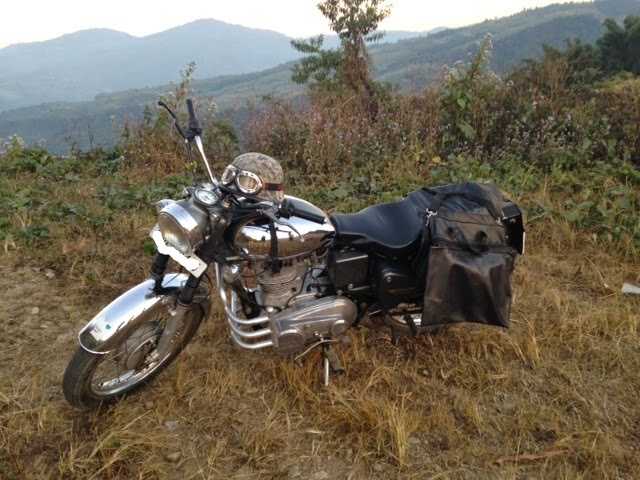 HugeDomains.com - TravelAwait.com Is For Sale (Travel Await)