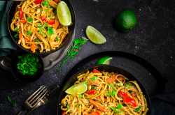 INSTANT POT THAI PEANUT NOODLES - Easy Instant Pot Recipes