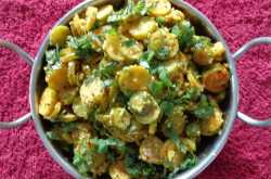 IVY GOURD AND PEANUTS STIR FRY