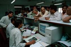 if shah rukh khan can use rajni, why can’t public banks?