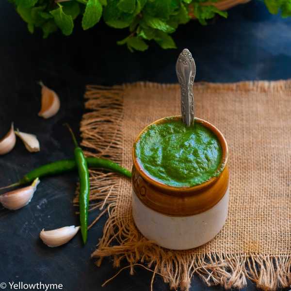 Indian Green Chutney Recipe With Coriander And Mint