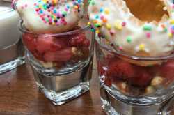 Indian Street Food ‘Golgappa’ gets Valentine’s Day Twist