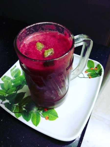 Indian Beverages : Pomegranate Watermelon Slushy Smoothie