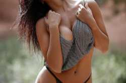 Instagram Hot Celebrity : Rania Pugholm | InstagramTimes