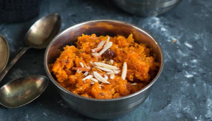 Instant Carrot Halwa, How To Make Carrot Halwa In Pressure Cooker