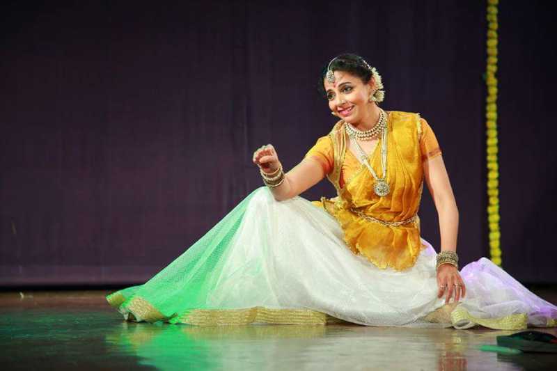 International Dance Day: Kathak Danseuse Sharvari Jamenis Shares Her Story