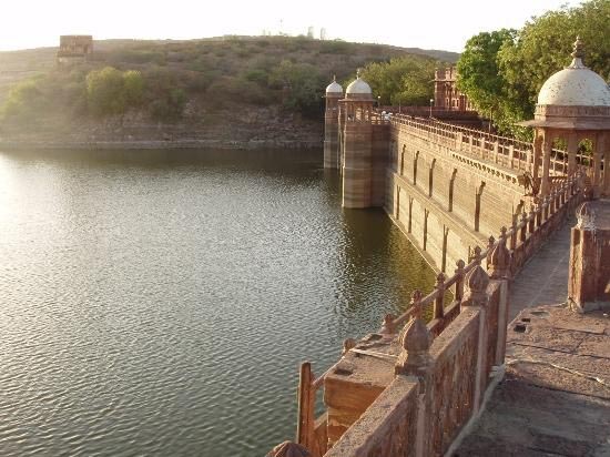 Interview Plus A Teeny Weeny Look At My New Book…