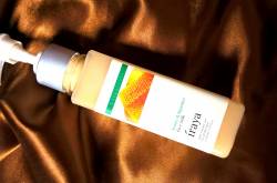 Iraya Honey & Liquorice Face Milk Review