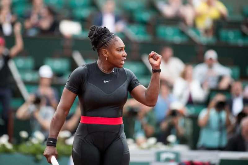 Is The Tennis Fraternity Being Racist Towards Serena Williams For No Good Reason?