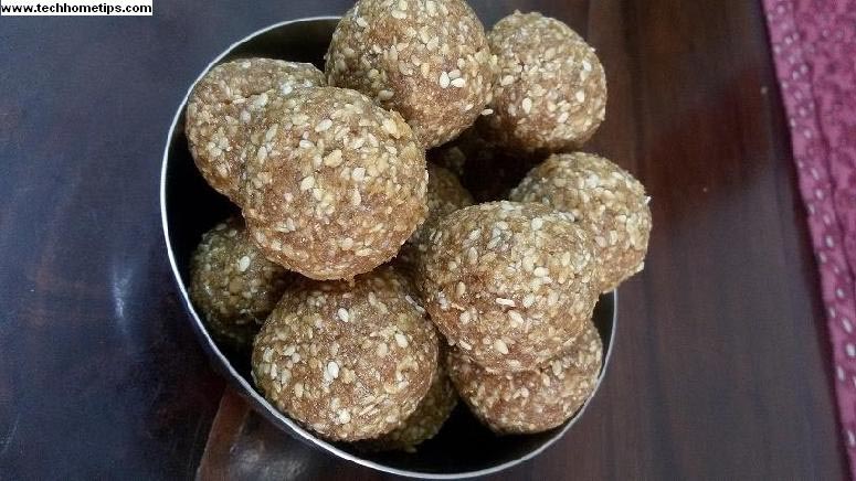 Jaggery Sesame Ladoo Recipe | Techhometips.com