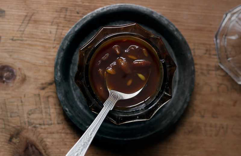 Jaggery Tamarind Chutney (Saunth)