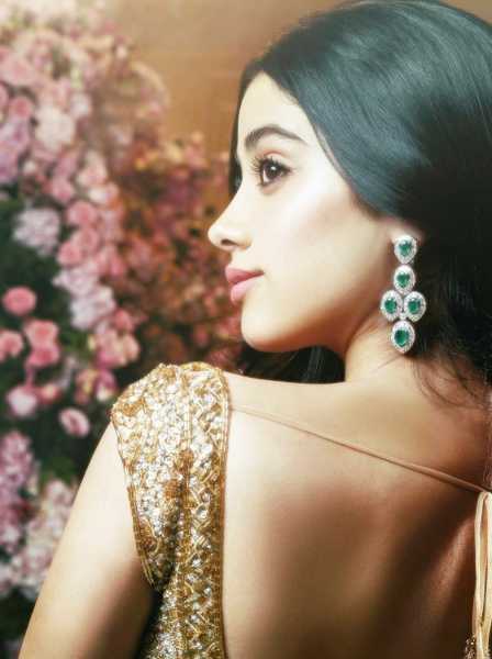 Janhvi Kapoor In Lehenga | Instagram 10/12/2018