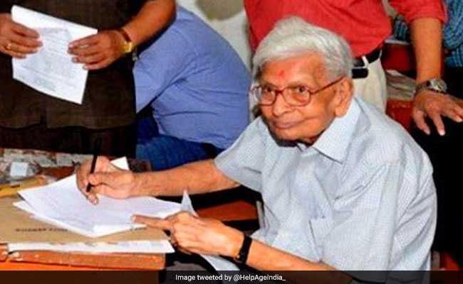 Jaw Dropping Story - 98-Year-Old Man Clears Masters Exam In Economics In Bihar