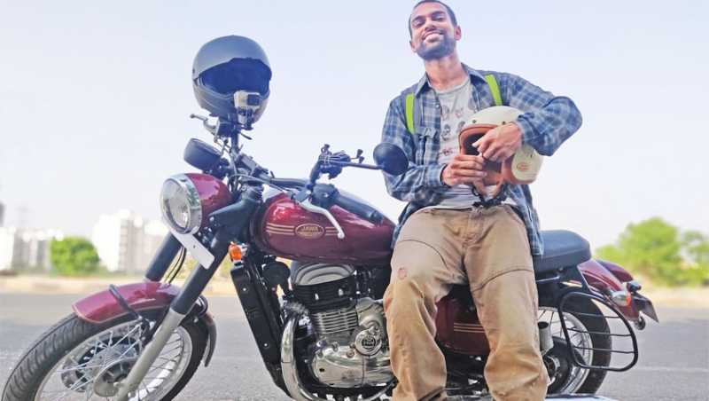 Jawa 42 Owner Experience: From Mileage To Performance - FootLoose Dev