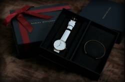 Juno X Daniel Wellington