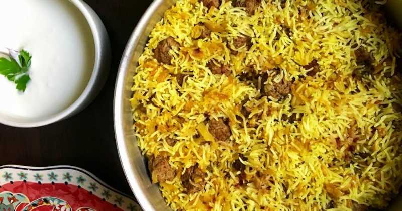 Kalam Polow Ba Zafaran And Kofte | Cabbage Rice With Saffron And Meatballs