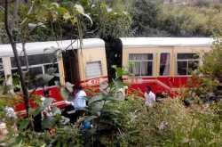 Kalka Shimla toy train derails- Two dead