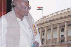 Karmayogi R. S. Naik. Baduku Baraha...