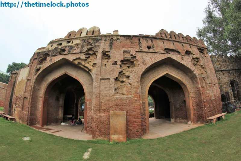 Kashmiri Gate, Delhi - A Part Of 1857 Series - The Time Lock