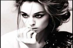 Keira Knightley - Begin Again With Shades Of Black?