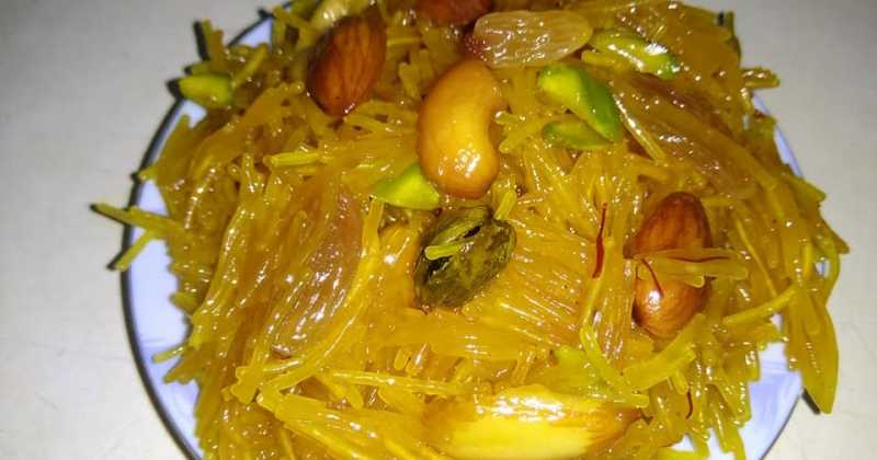 Kesar Wali Meethi Seviyan Or Sweet Vermicelli (Eid Special Dish)